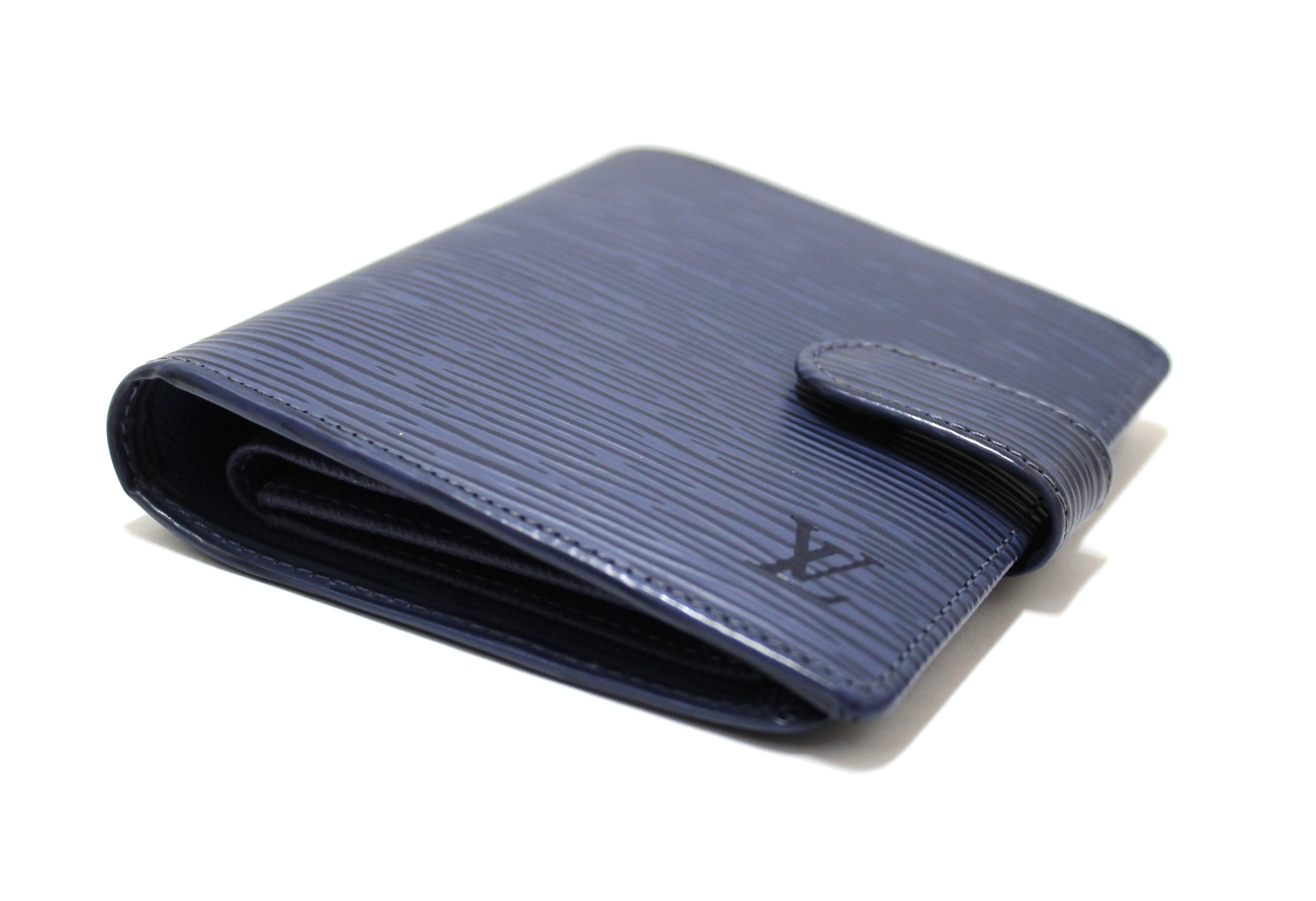 Authentic Louis Vuitton Myrtille Blue Epi Leather Bi-fold Compact Wallet