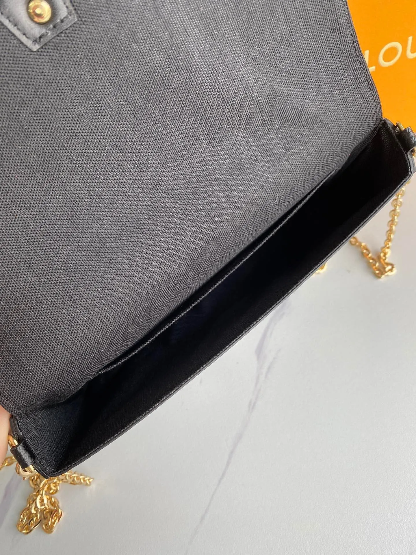 Designer Handbags LN 033