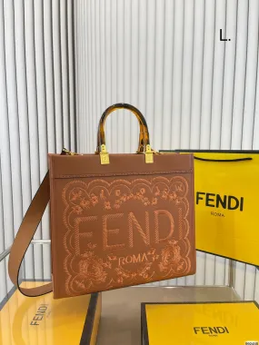 FF211 Fendi Sunshine Medium / 13.7x12.2x6.7inch