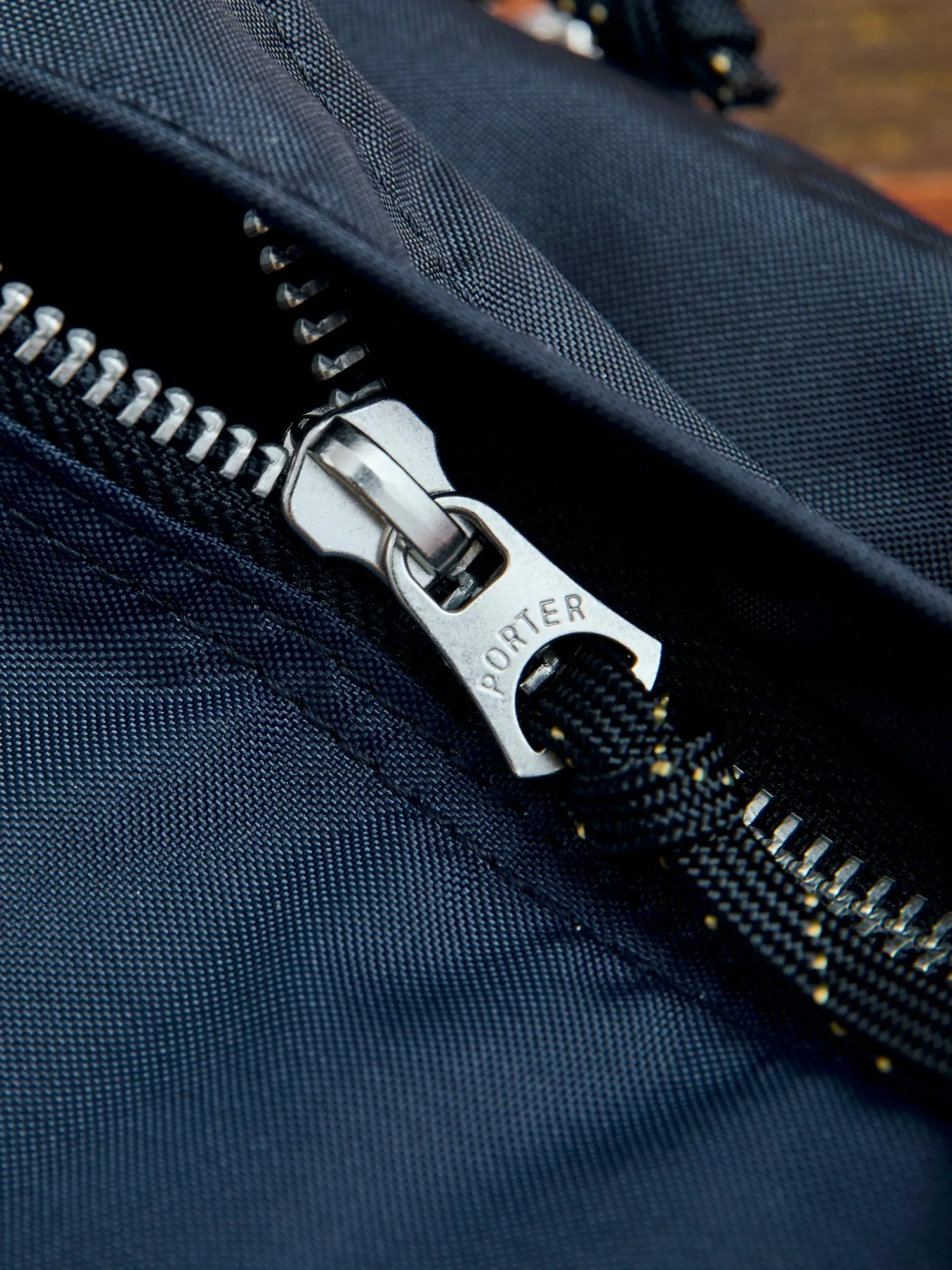 "Force" Shoulder Bag (S) in Navy