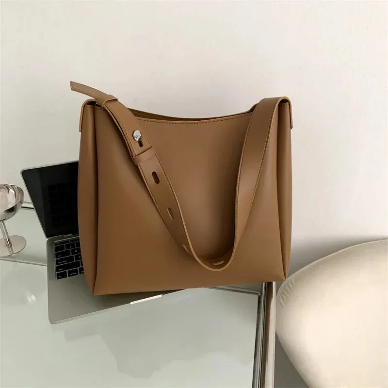 Uniwim Sorren Leather Tote Bag